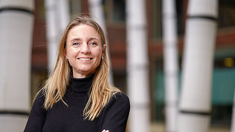 Saskia van den Bos Leiterin der Abteilung Medizintechnik und IT-Services am Maasstad-Krankenhaus Saskia van den Bos Leiterin der Abteilung Medizintechnik und IT-Services am Maasstad-Krankenhaus
