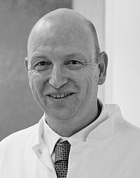Dr. Stefan Könemann